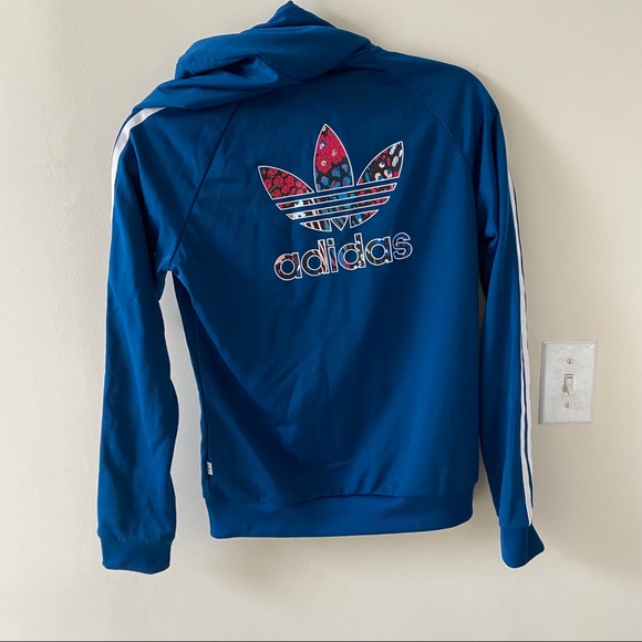 Adidas Zip Up Hoodie with Graphic - Picture 4 of 5
